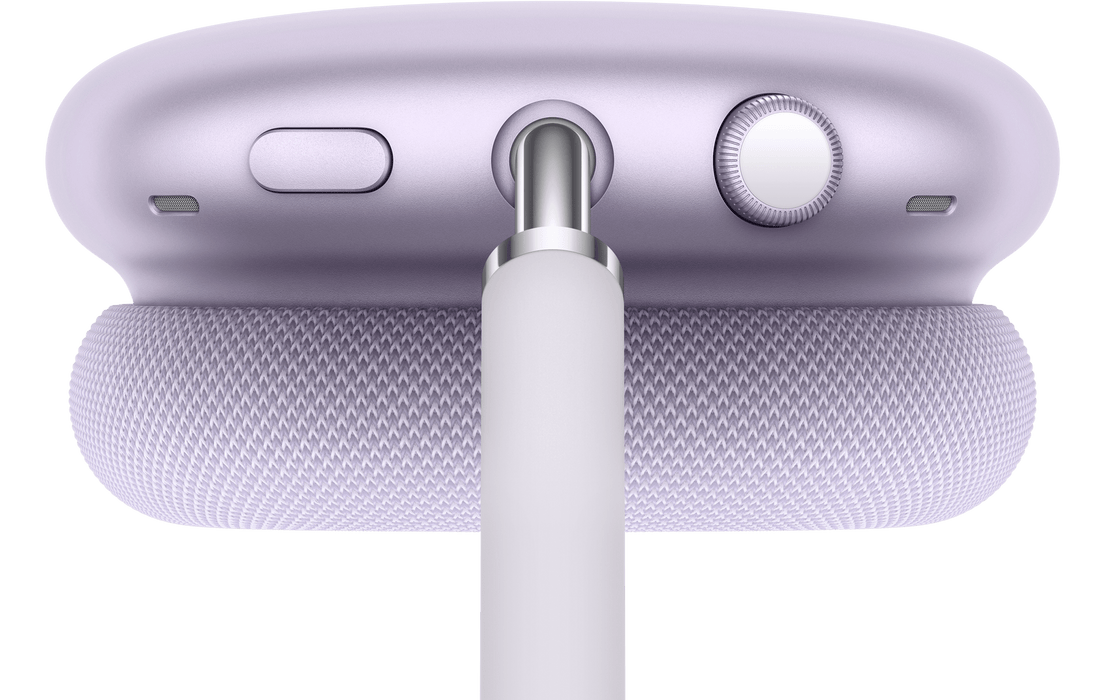 Apple AirPods Max Type C, with the latest version of software.
